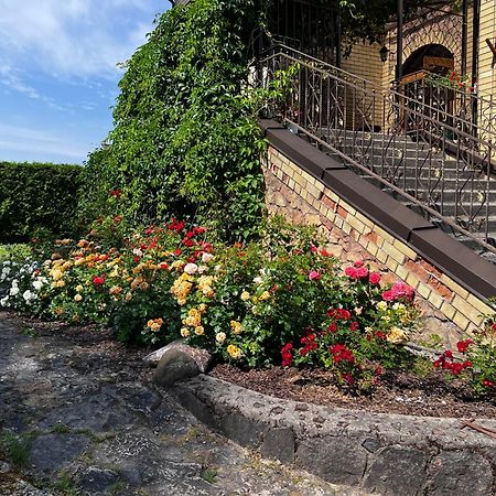 Spacious Rooms In Peaceful Jelgava Area Екстериор снимка